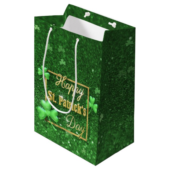 St. Patrick's Day Gold Kleeblatt Mittlere Geschenktüte (Vorderseite Schrägansicht)