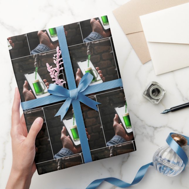 St. Patrick's Day Green Beer Geschenkpapier (Schenken)
