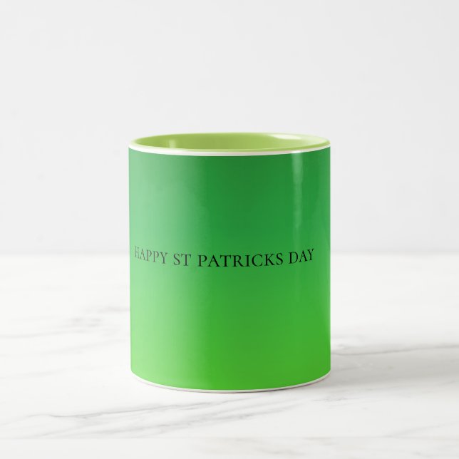 St. Patricks Day Green  Zweifarbige Tasse (Mittel)