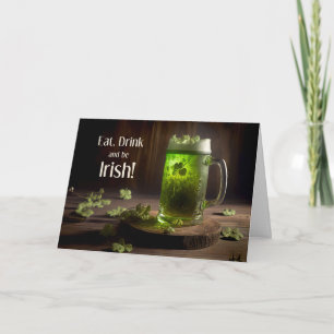 St. Patrick's Day Grüner Bier und Kleeblätter Feiertagskarte
