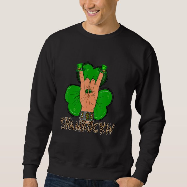 St. Patrick's Day Happy Go Lucky Green Shamrock Ir Sweatshirt (Vorderseite)