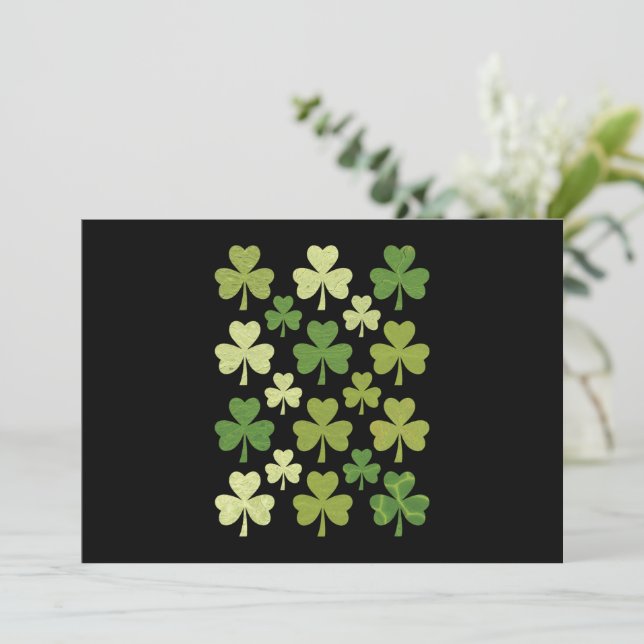St Patrick's Day Heart Lucky Clover Kleeblatt Einladung (Stehend Vorderseite)