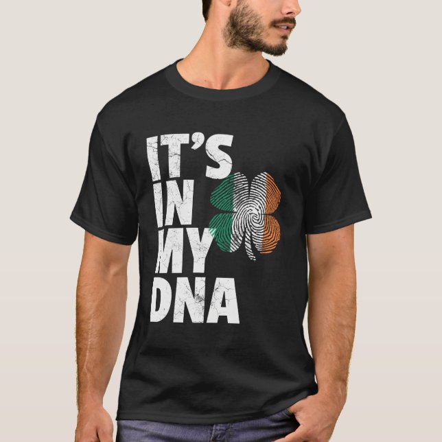 St Patrick's Day In meiner DNA Irish Flag Shamroc T-Shirt (Vorderseite)