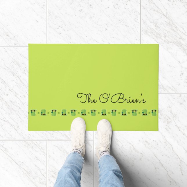 St Patricks Day Irish Family Name Green Hats Fußmatte (Indoor)