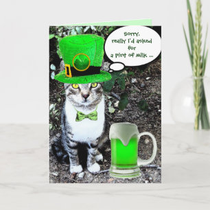 ST. PATRICK'S DAY KATZE MIT GRÜNEM IRISCHEM BIER KARTE