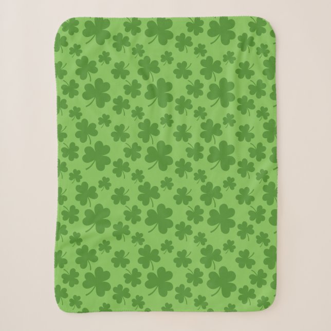 St Patrick's Day Kleeblatt Clover Pattern Sherpadecke (Vorderseite)