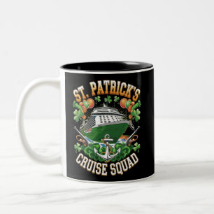 St. Patrick's Day Kreuzfahrt-Team 2025 Familie pas Zweifarbige Tasse