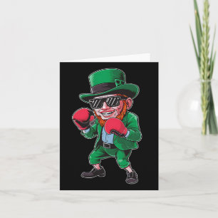 St Patricks Day Leprechaun zeigt Boxfähigkeiten m Karte
