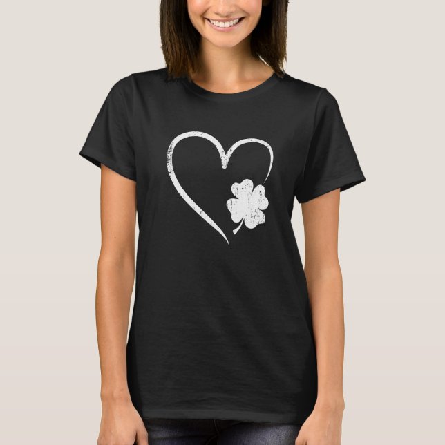 St Patricks Day Liebe mit Herz und Kleeblatt c T-Shirt (Vorderseite)