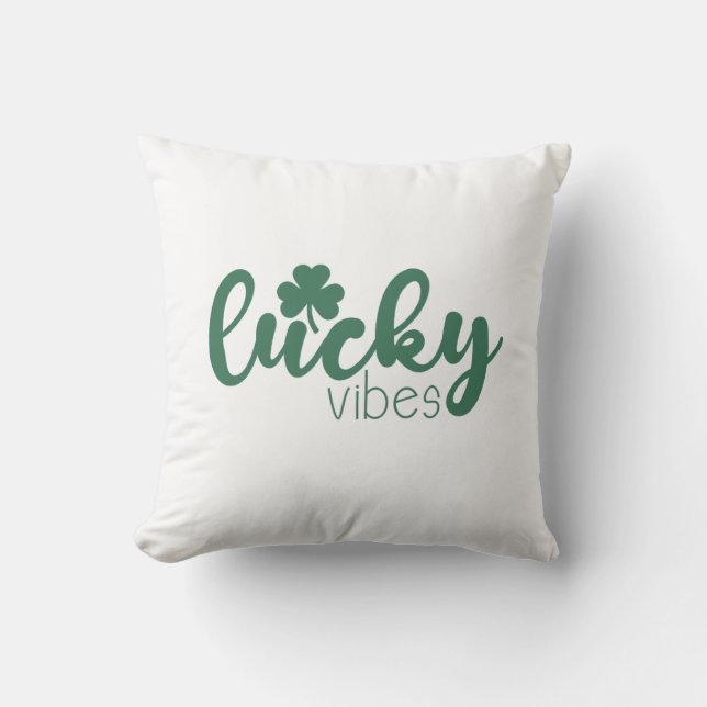 St. Patrick's Day Lucky Vibes mit grüner Klee Kissen (Vorderseite)