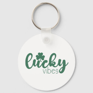 St. Patrick's Day Lucky Vibes mit grüner Klee Schlüsselanhänger