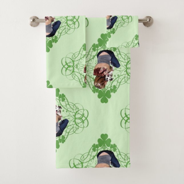 St Patrick's Day Pit Bull T-Bone Lucky Puppy 2009 Badhandtuch Set (Insitu)