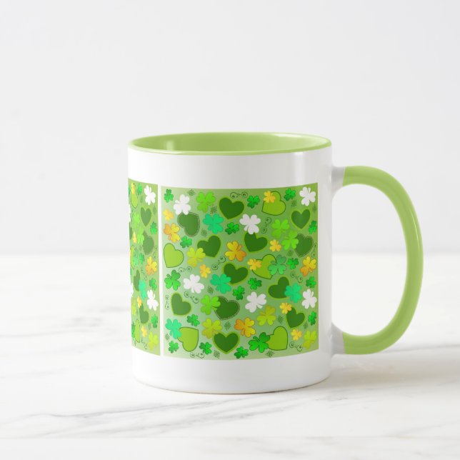 St. Patrick's Day Shamrocks et coeurs Mug (Droite)