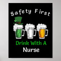 St Patricks Day - Sicherheit Erster Drink mit eine