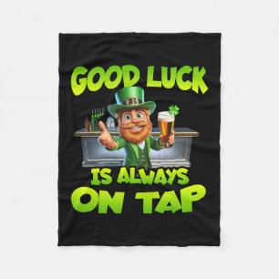 St Patricks Day Viel Glück ist immer auf Gestochen Fleecedecke