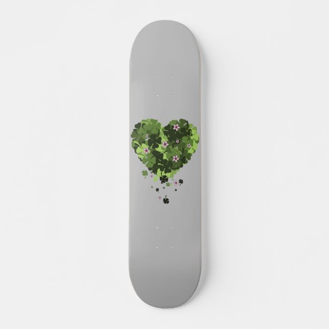 St. Patricks Kleeblatt-Herz Skateboard (Vorne)