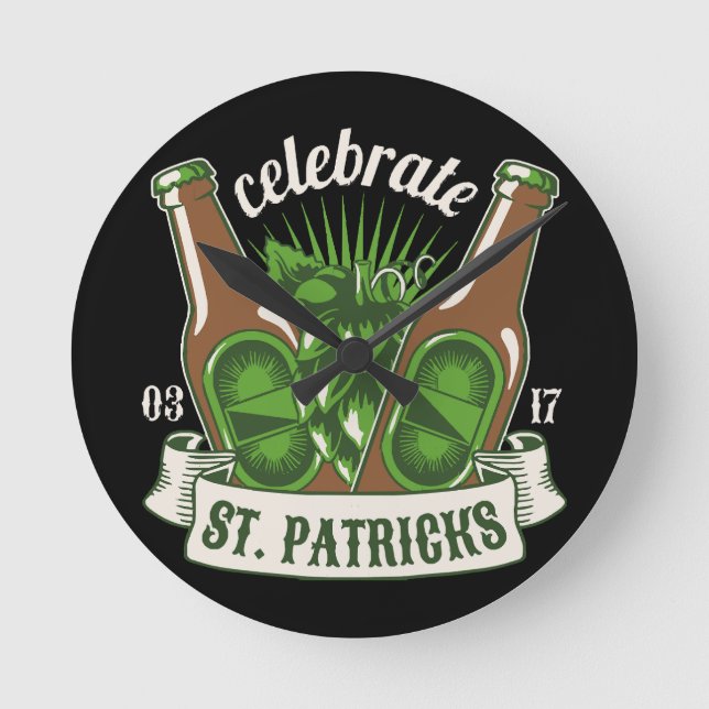 St. Patricks Tag Runde Wanduhr (Vorderseite)