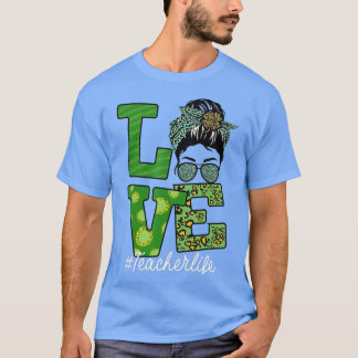 St Patricks Teacher Messy Bun Liebe Leopard Shamro T-Shirt