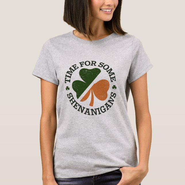 St. Patrick's Time for some Shenanigans Clover T-Shirt (Vorderseite)