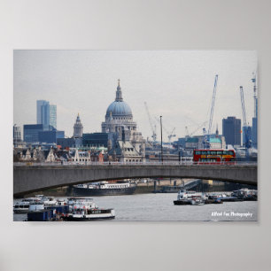 St. Paul’s und die Themse Poster