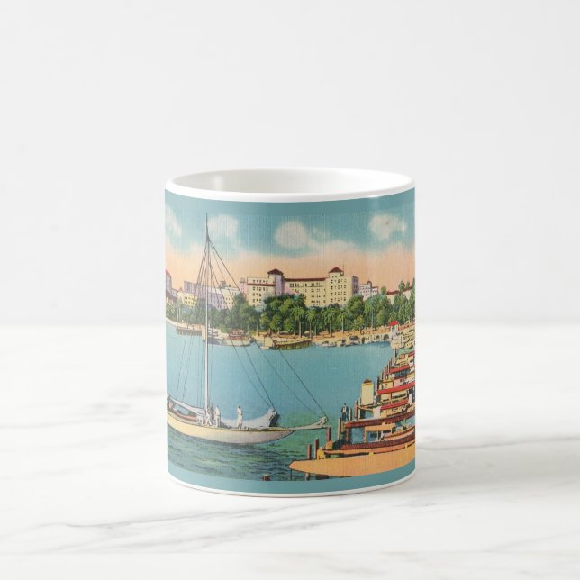 St. Petersburg Yachtbecken Tasse (Mittel)