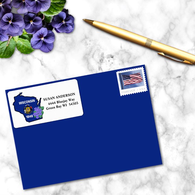 Staat von Wisconsin Flag und Blume Blaues Violett Adressaufkleber (Von Creator hochgeladen)