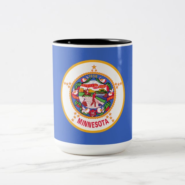 Staatsflagge in Minnesota Zweifarbige Tasse (Mittel)