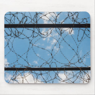 Stacheldraht bei Amna Suraka Mousepad