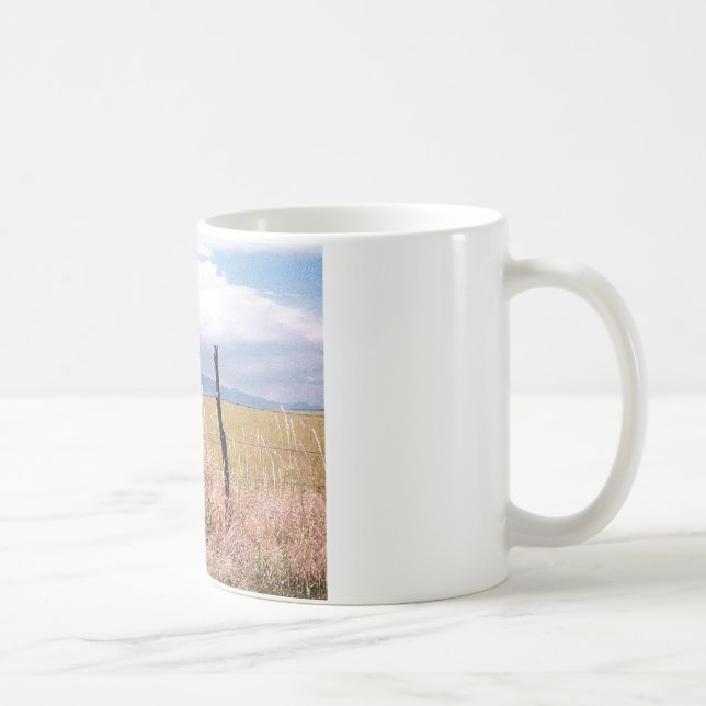 Stacheldraht und Posten Kaffeetasse (Rechts)