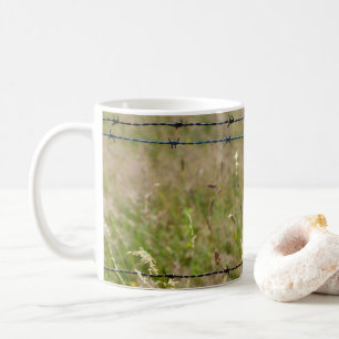 Stacheldraht - Zaun - Kaffeetasse