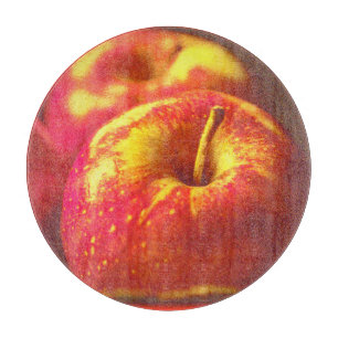 "Stack of Red Apples Fruit" Niedliches Foto. Jetzt Schneidebrett