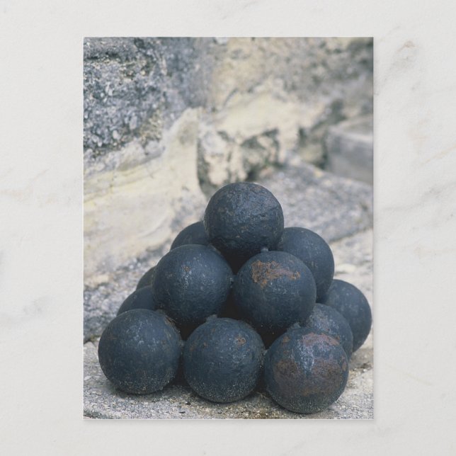 Stacks Cannon Balls Postkarte (Vorderseite)