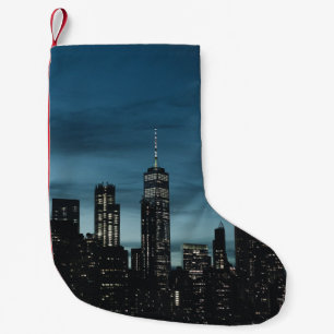 STADT DURCH DIE NACHT KLEINER WEIHNACHTSSTRUMPF