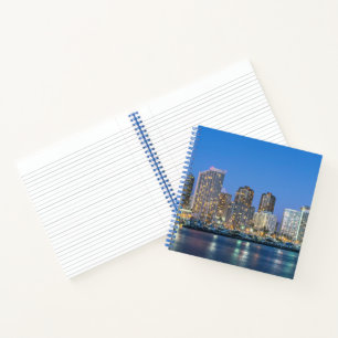 Stadt-Skyline von Waikiki Notizbuch