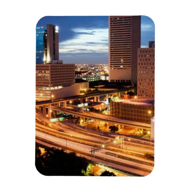 Stadtblick im Stadtzentrum Magnet (Vertikal)