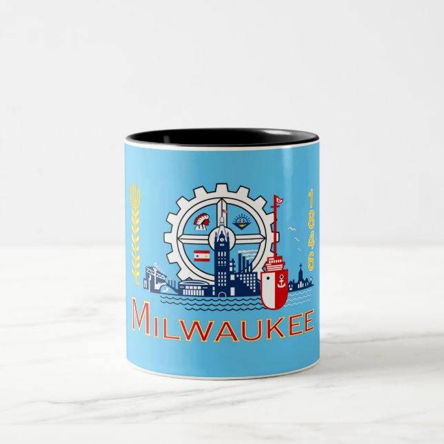 Stadtflagge von Milwaukee Zweifarbige Tasse (Mittel)