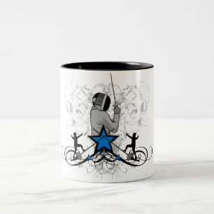 Städtische und angesagte fechtende Illustration Zweifarbige Tasse