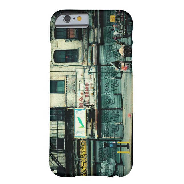Stadtverfall Case-Mate iPhone Hülle (Rückseite)