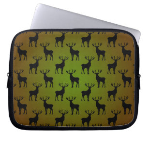 Stag Deer Pattern auf grünbrauner Seite Laptopschutzhülle