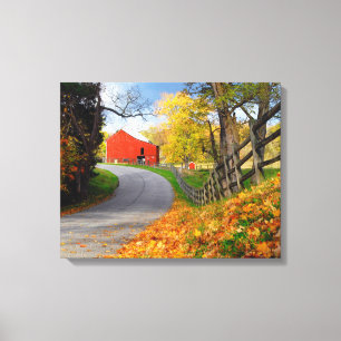 Stall im Herbst Leinwanddruck