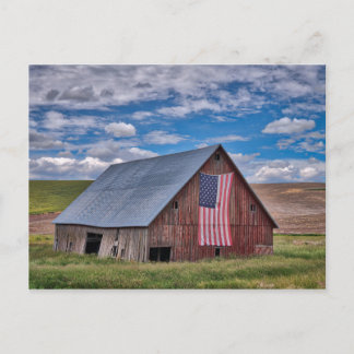 Stall mit amerikanischer Flagge | Colfax, Washingt Postkarte