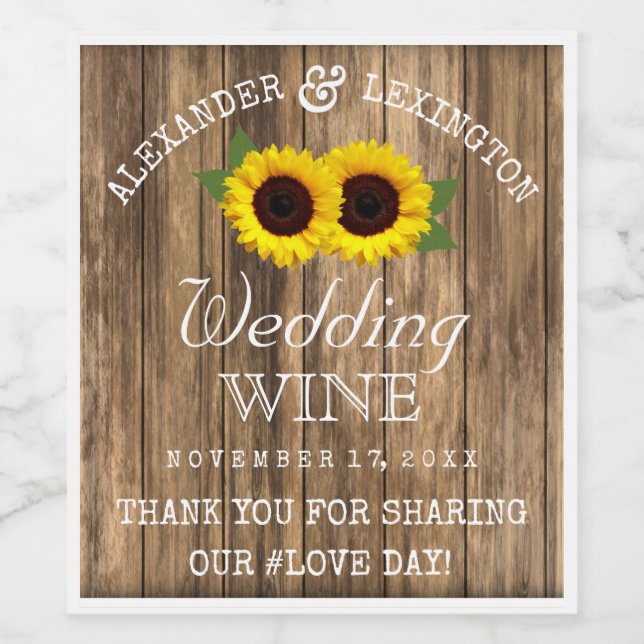 Stallholz und Sonnenblumen Rustikale Hochzeit Weinetikett (Einzelnes Label)