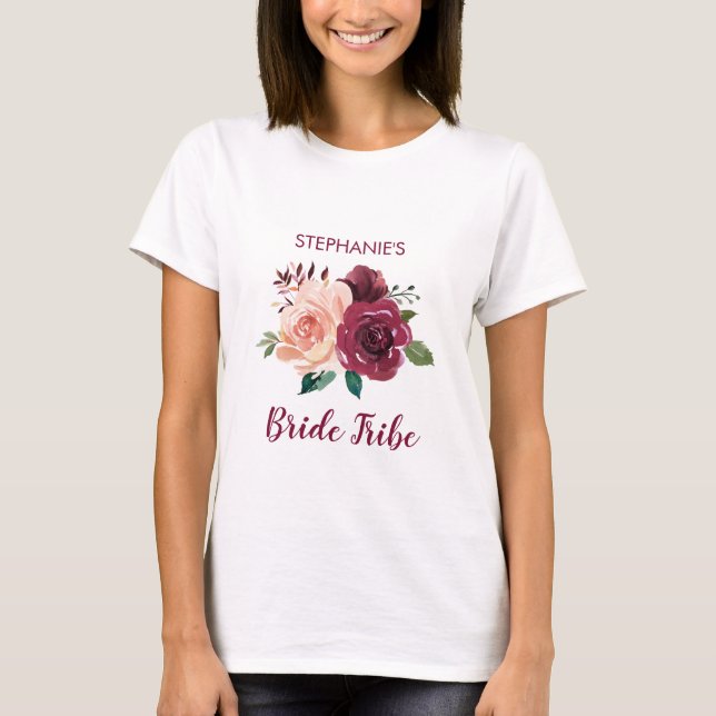 Stamm Bloral Blush Pink Burgund Rose T-Shirt (Vorderseite)