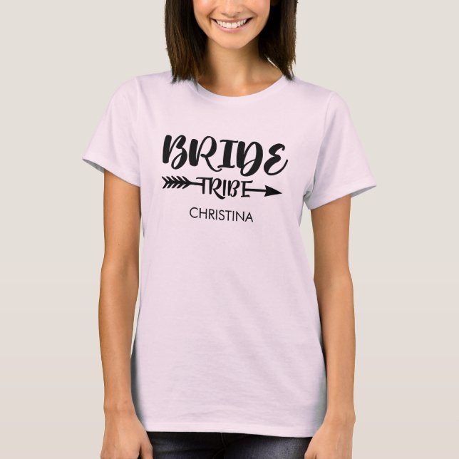 Stamm Custom Bridesmaid Name pink T-Shirt (Vorderseite)