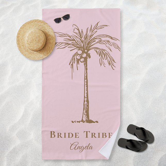 Stamm der Braut Rosa Palm Tree Custom Strandtuch (Bride Tribe Blush Pink Gold Palm Tree Custom Beach Towel)