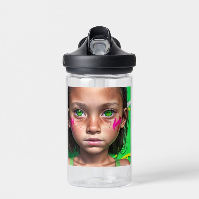 Stammkids | Futuristische Stoic Girl Green Eyes Trinkflasche (Vorne)