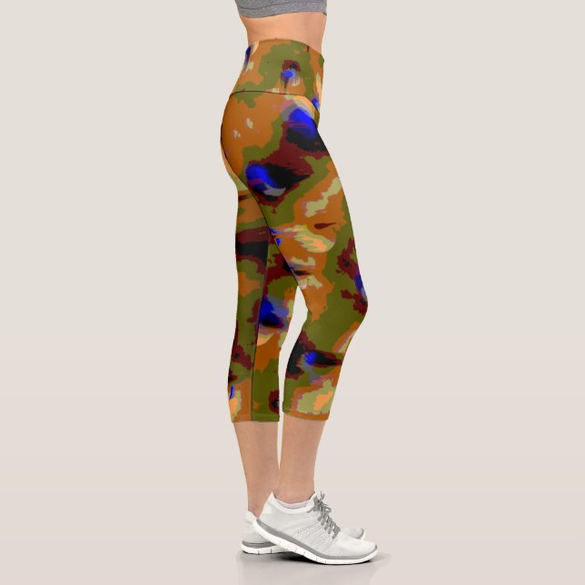 Stand-out-Camouflage Capri Leggings (Rechts)