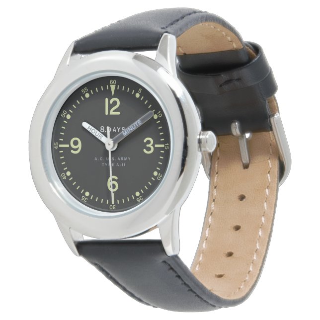 Standard-Retro-Uhr für Armeeflugzeuge der USA Armbanduhr (Schrägansicht)