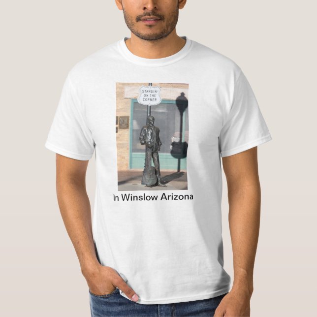 Standin sur le coin dans le T-shirt de Winslow (Devant)
