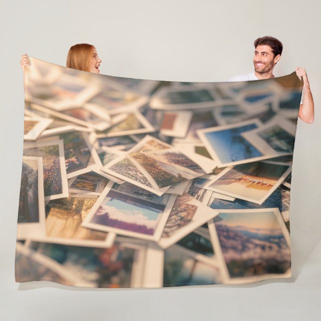Stapel Vintage-Fotografien Fleecedecke (Beispiel)